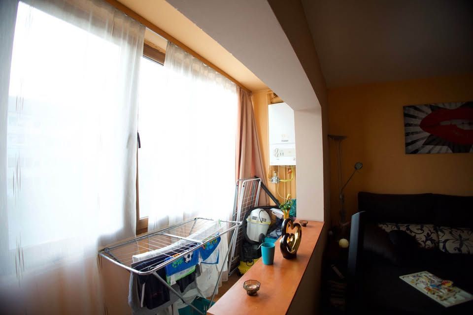 Etaj  2- 3 cam decomandat Bucovinei-Torontalului centrala proprie - Poză 4