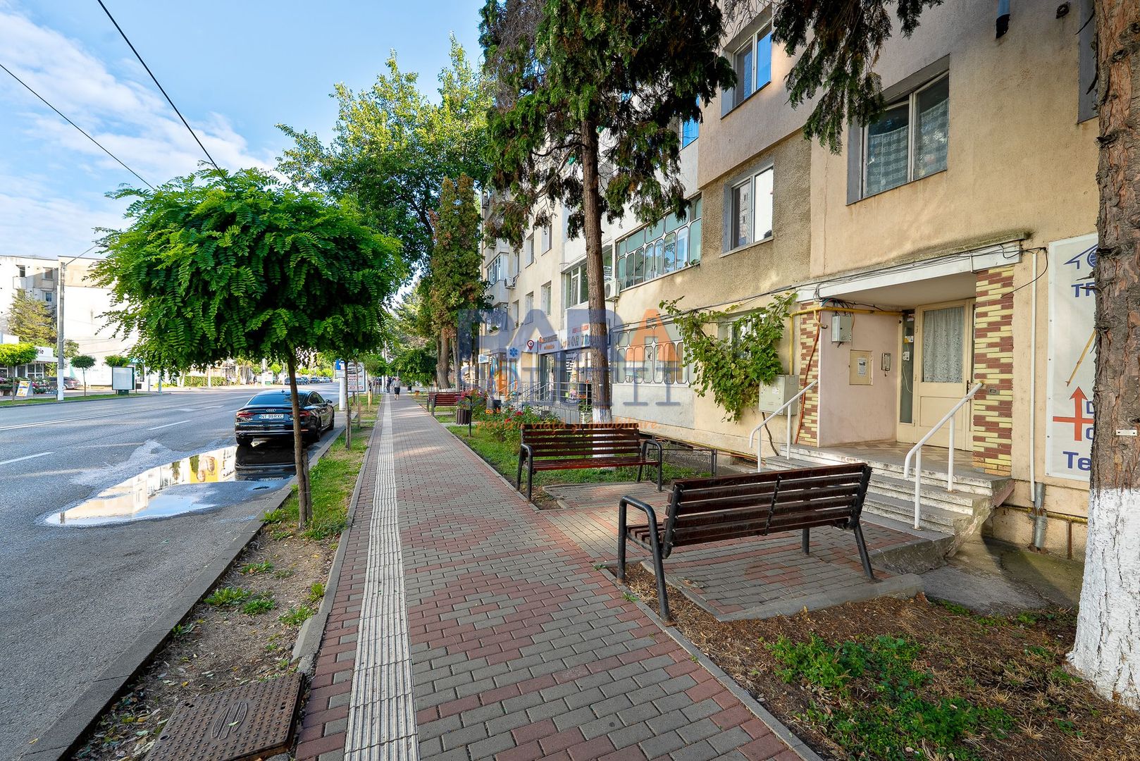 3 camere, etaj 1, lângă Primărie - Poză 1