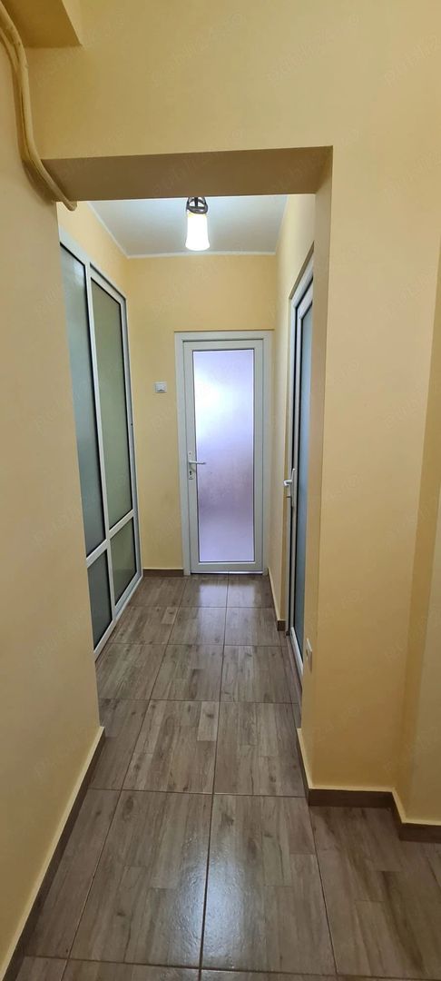 De inchiriat apartament 1 camera micro 20, etaj 1, 1500 lei - Poză 6