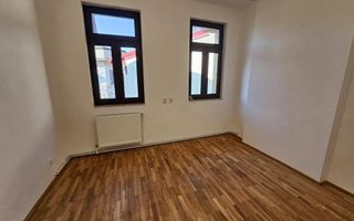 🏢 Spațiu de birouri – 5 camere, 3 băi – Etaj 1 vilă, Zona Centrală - Poză 32