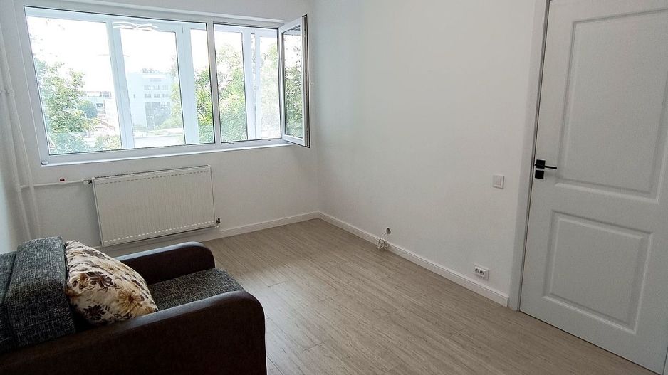 Apartament 2 camere 1 Mai - Poză 3