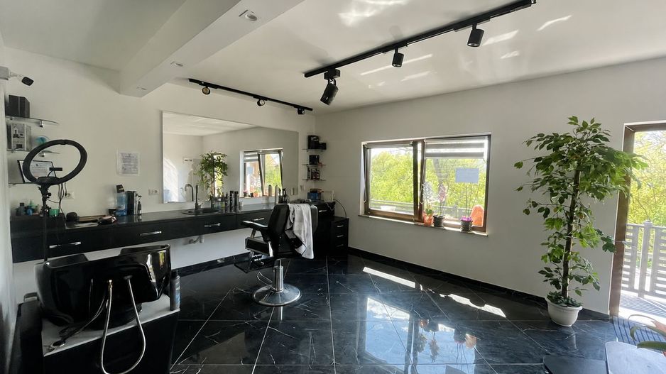 SPAȚIU COMERCIAL | COMPLET UTILAT PENTRU FRIZERIE| HORODNIC DE JOS - Poză 1