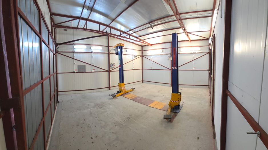 SERCICE AUTO  SI LIVADA  IN SANTANDREI - Poză 5
