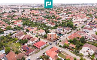 Clădire comercială în zona Grădiște. - Poză 33