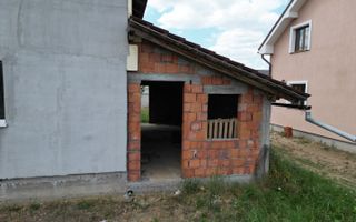 Casa la gri in Frumuseni - Poză 16