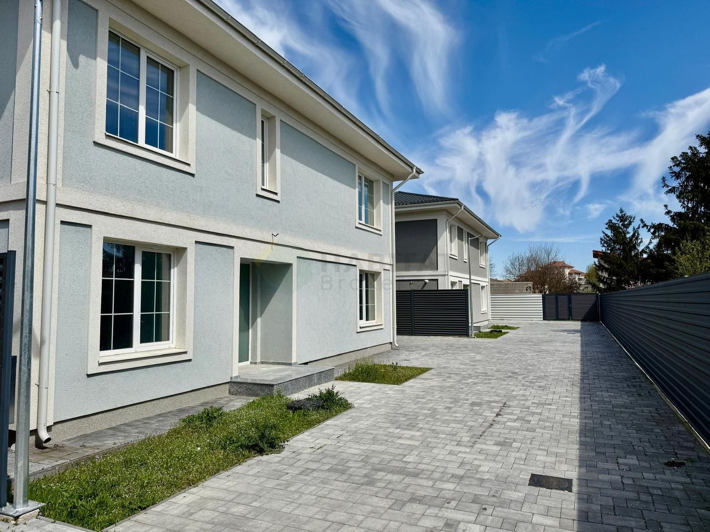 Craitelor Villas - te poti muta imediat! Comision 0 - Poză 1