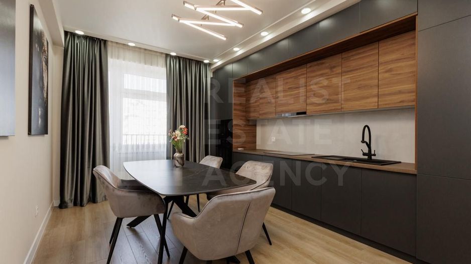 Vânzare, apartament, 2 camere, strada Alba Iulia, Buiucani - Poză 1