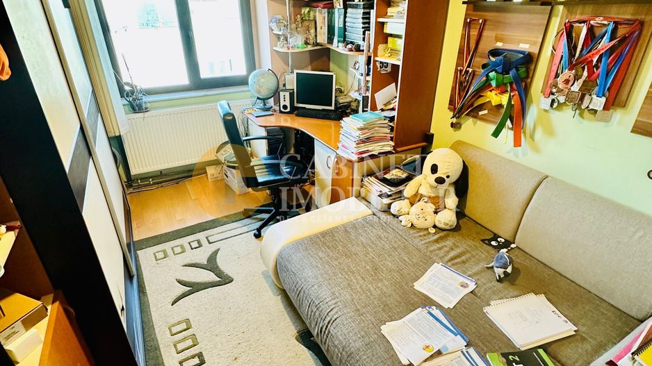 3 Camere Decomandat -  Esplanada Nicolina 1- Bloc 1990 - Poză 5