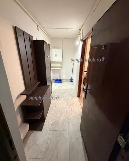 Apartament 2 camere format din 2 garsoniere alipite 1 Decembrie - Poză 2