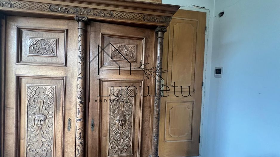 Casă de Vanzare | 200 MPU | Teren 305 MPU | Ultracentral - Poză 35