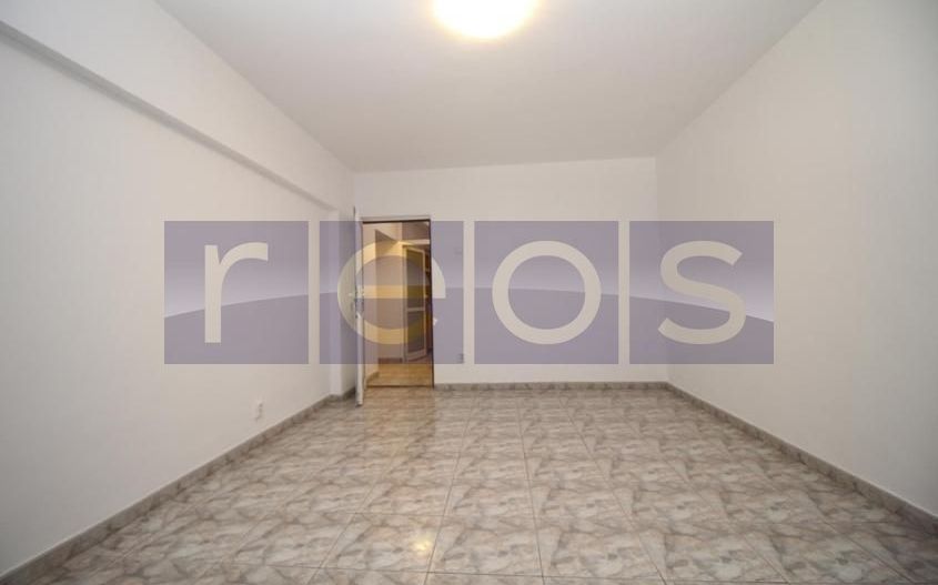 VANZARE 3 CAMERE | 2 BAI | ZONA DECEBAL - Poză 7
