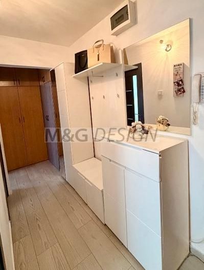 Apartament 3 camere zona Kiriac etaj 2 renovat - Poză 10