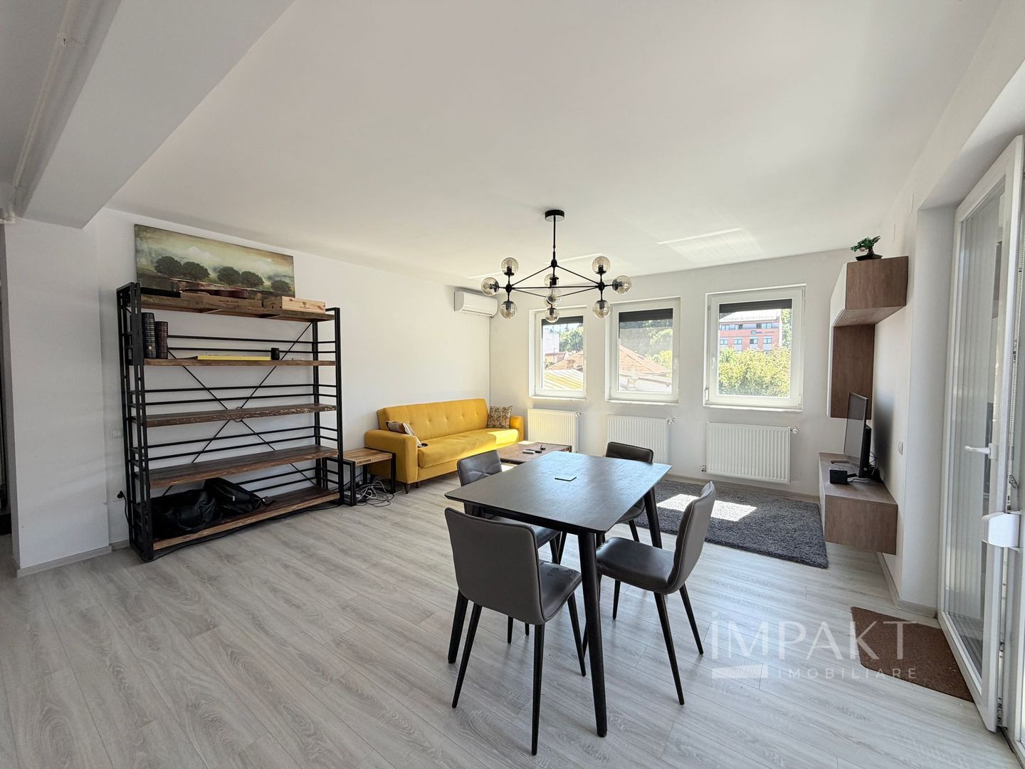 Apartament cu 2 camere in Centru! - Poză 4