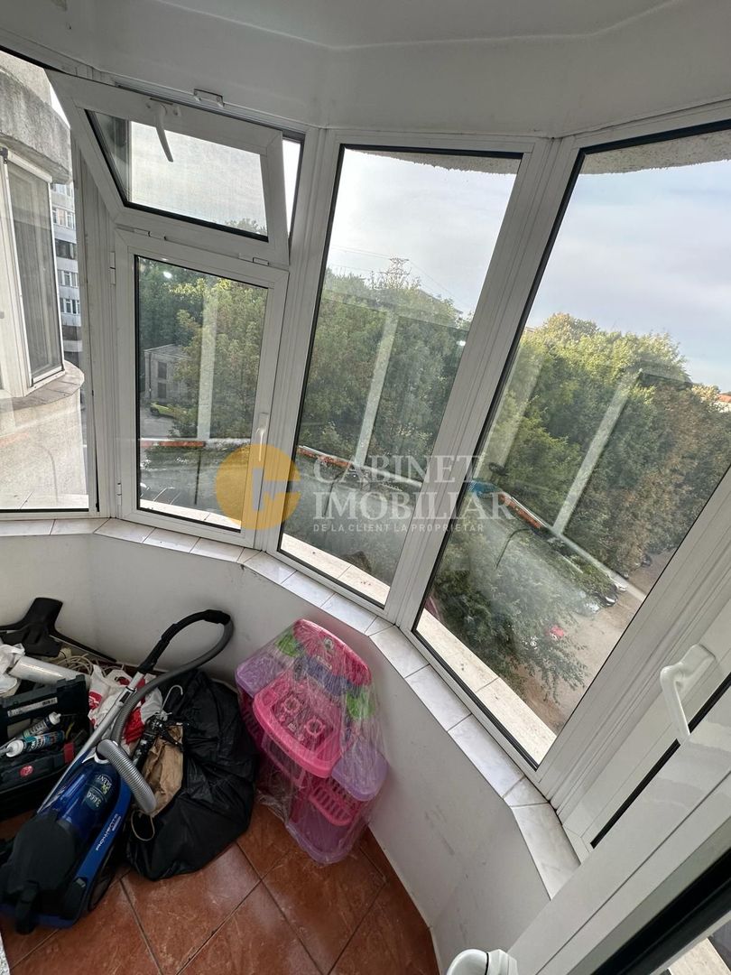 Nicolina -Apartament 4 Camere Decomandat  Bloc 1986 - Poză 7