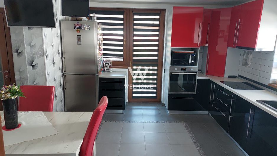 Casa 5 camere cu teren generos si CARPORT - Cartierul Arhitectilor - Poză 4