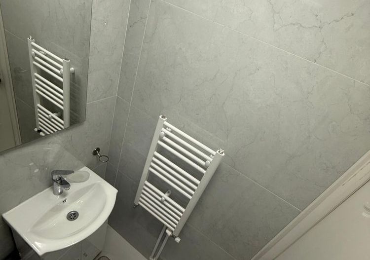 Închiriere Apartament cu 3 camere Titan Ozana, prima inchiriere - Poză 7