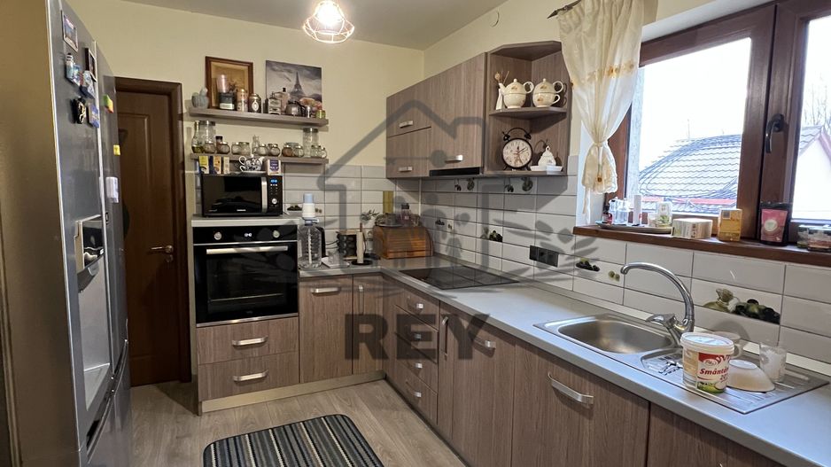 Casa Unifamilială 5 camere de vânzare SIBIU / Loc. Șura Mică - Poză 6