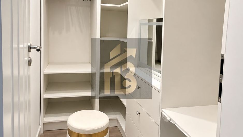 Casă în complex select | Marmură, încălzire în pardoseală, 3 parcări - Poză 6