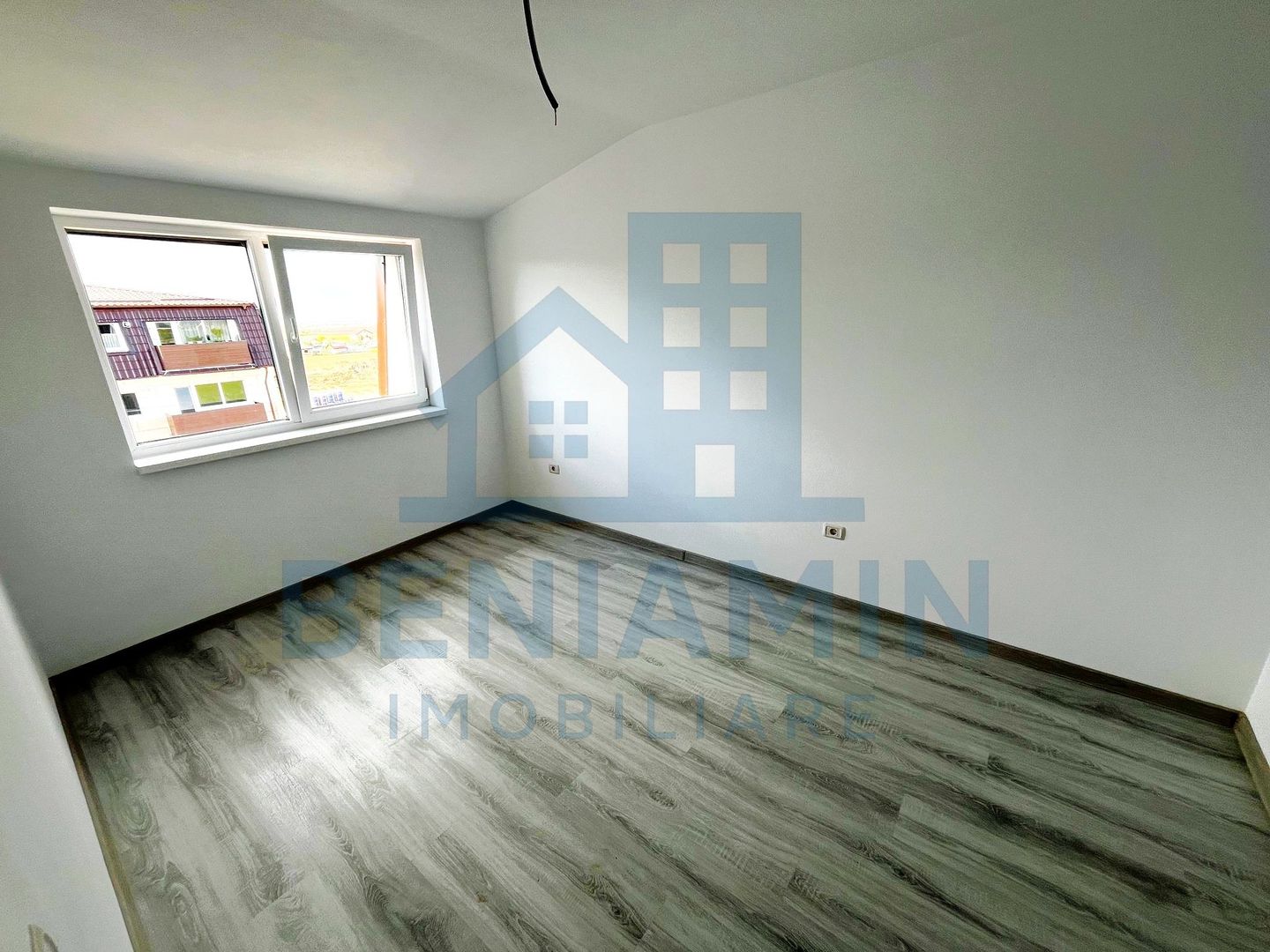 2 Camere-Bloc Nou- Loc De Parcare- Disponibil Imediat-Sanpetru-Brasov - Poză 2