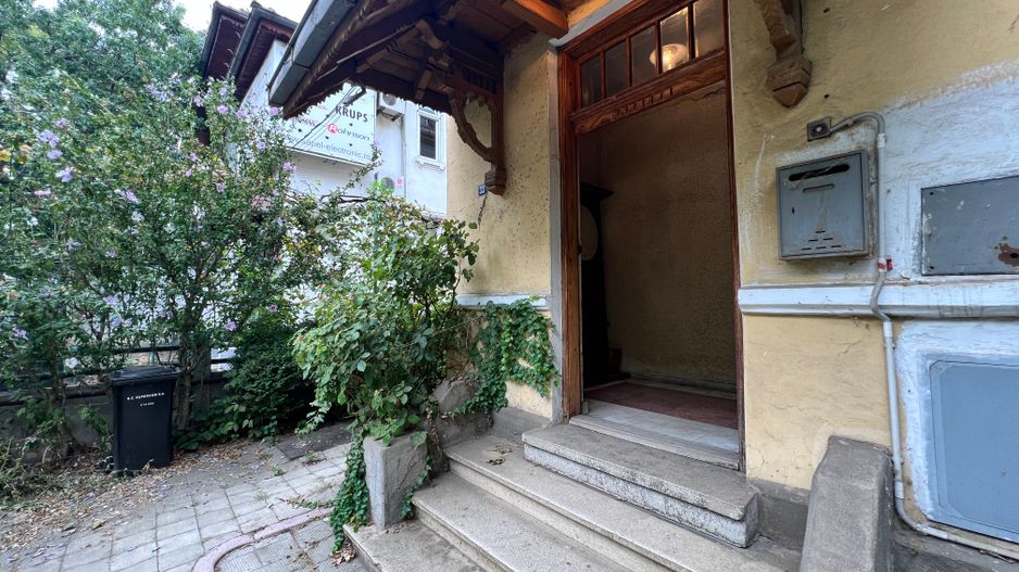 Casă interbelică de închiriat – Str. Barbu Văcărescu nr. 33 - Poză 5