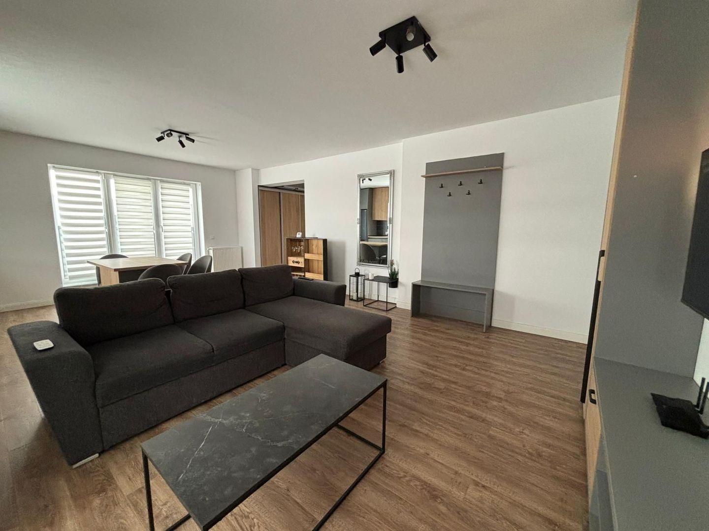 Apartament 2 camere Avantgarden | Bartolomeu - Poză 1