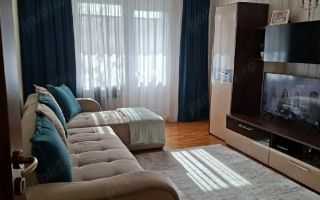 Vand apartament cu 3 camere in Tudor,strada Livezeni. - Poză 1
