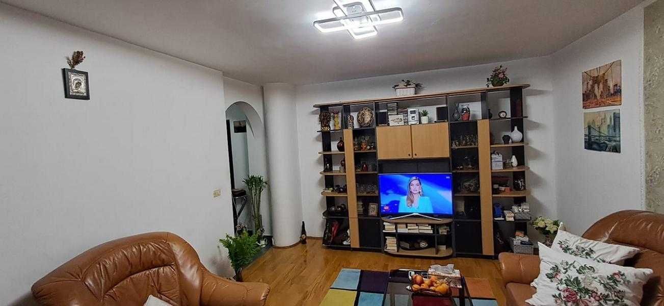 APARTAMENT 4 CAMERE | DECOMANDAT | AVIATIEI - Poză 2
