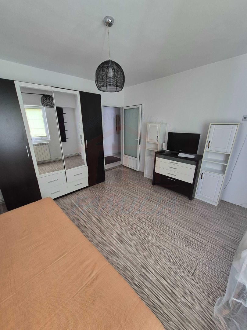 SE INCHIRIAZA APARTAMENT 1 CAMERA, MAZEPA 1, 250 EURO - Poză 1