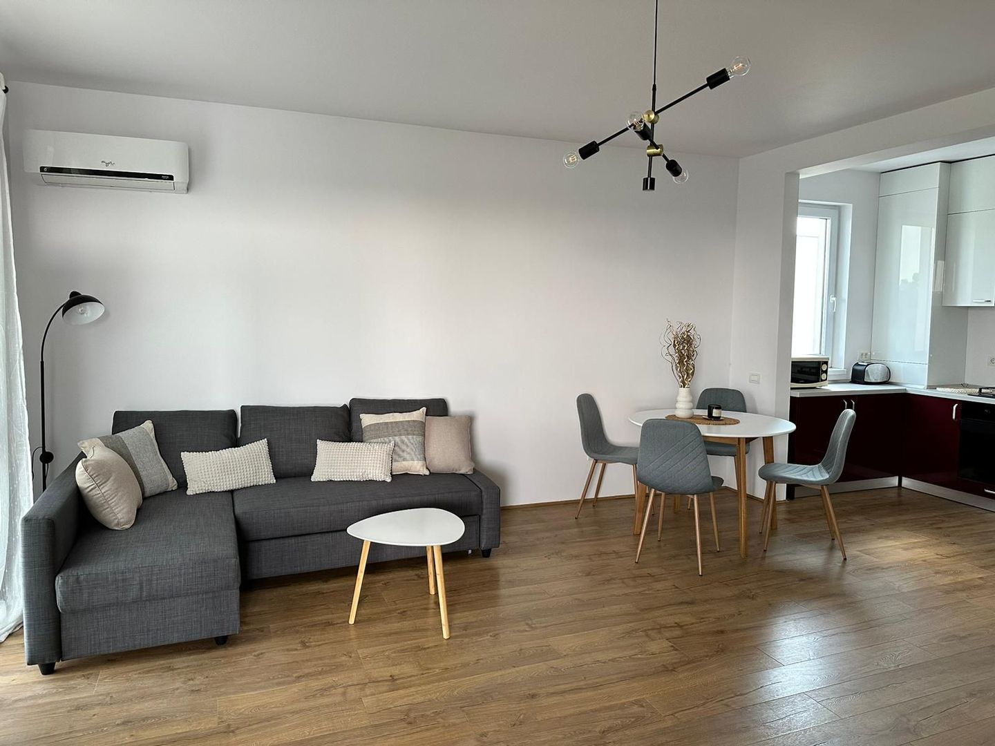 Apartament la prima inchiriere cu loc de parcare - Poză 2