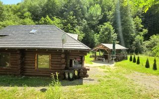 Cabană din lemn rotund, 210mp, ciubăr, jacuzzi, foișor, localitatea Băișoara - Poză 3