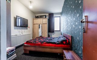 Apartament tip casă | 3 camere & curte | zona Colegiului Moise Nicoară - Poză 3