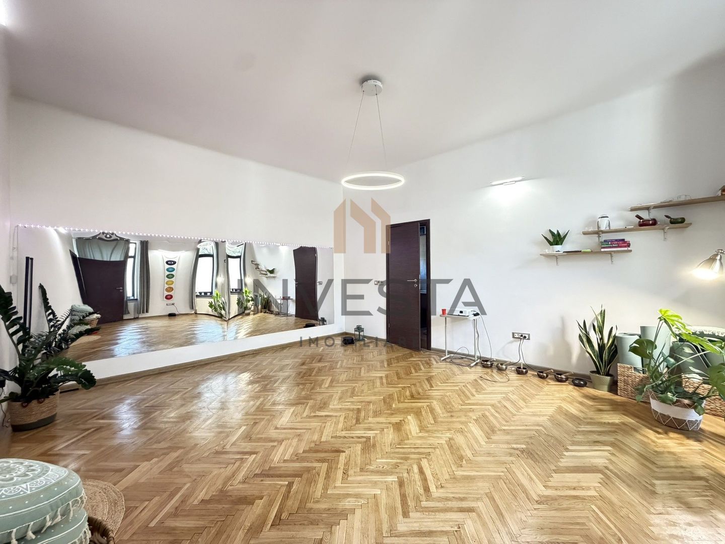 Apartament cu 2 camere de inchiriat, etaj intermediar, Central - Poză 6