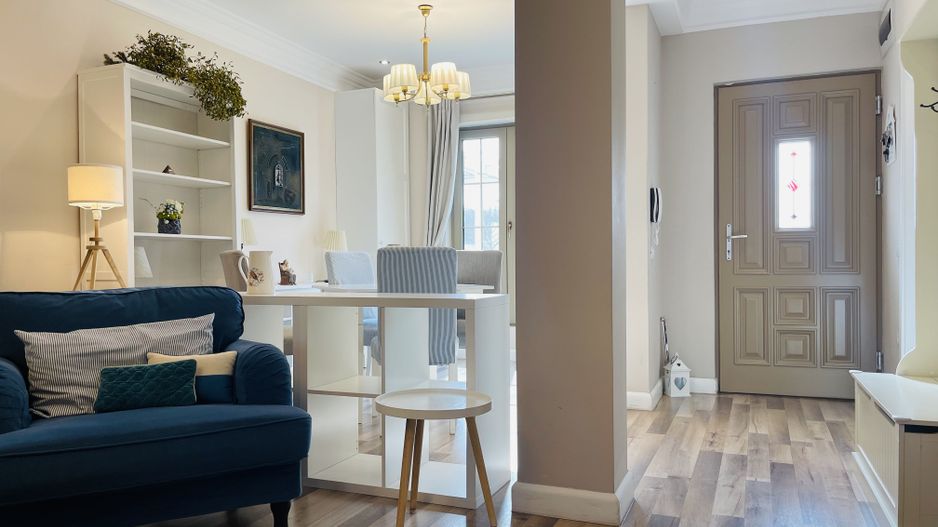 OFERTA REZERVATA - De inchiriat Casa cu Garaj - Segmentul Lux - Dumbravita - Poză 7