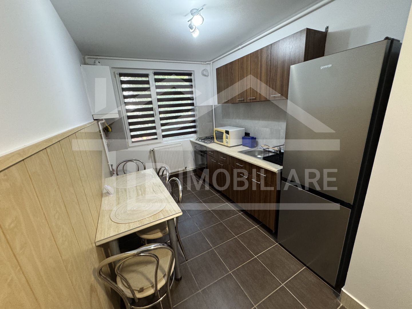 Apartament cu 2 camere, 50mp, Zona Aleea Carpati - Poză 7
