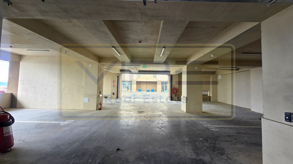 Copou- 3 camere 2 bai- decomandat- modern- parcare acoperita - Poză 10