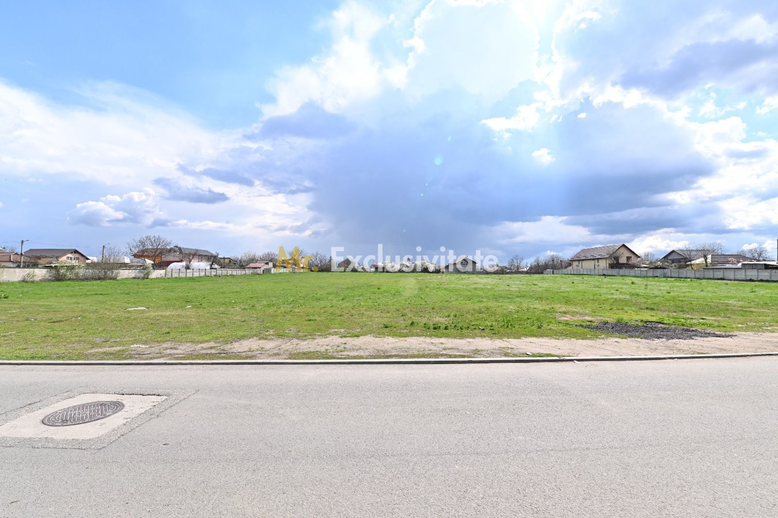 Oportunitate de investitie - Teren Intravilan 13504 mp intre case - Poză 5