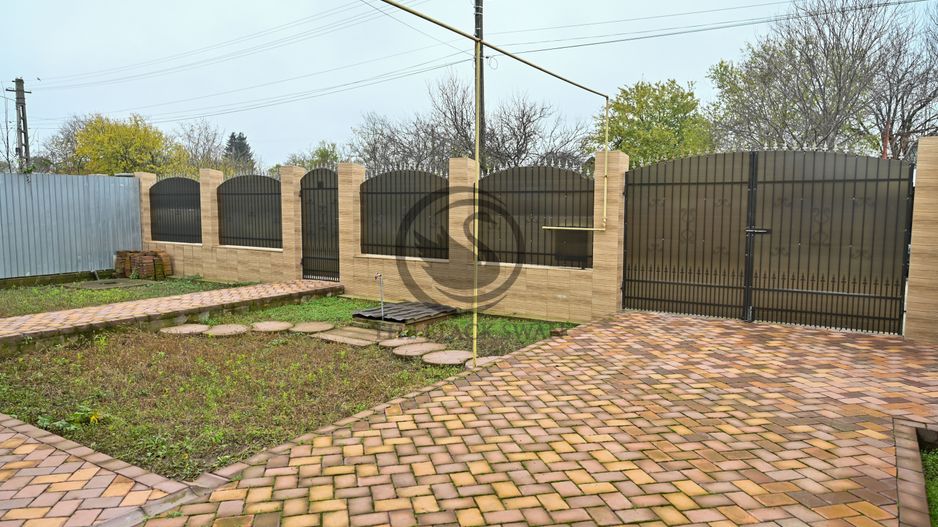 Casa 5 camere de vanzare | Moderna | Stoenesti, Prahova | Comision 0% - Poză 5