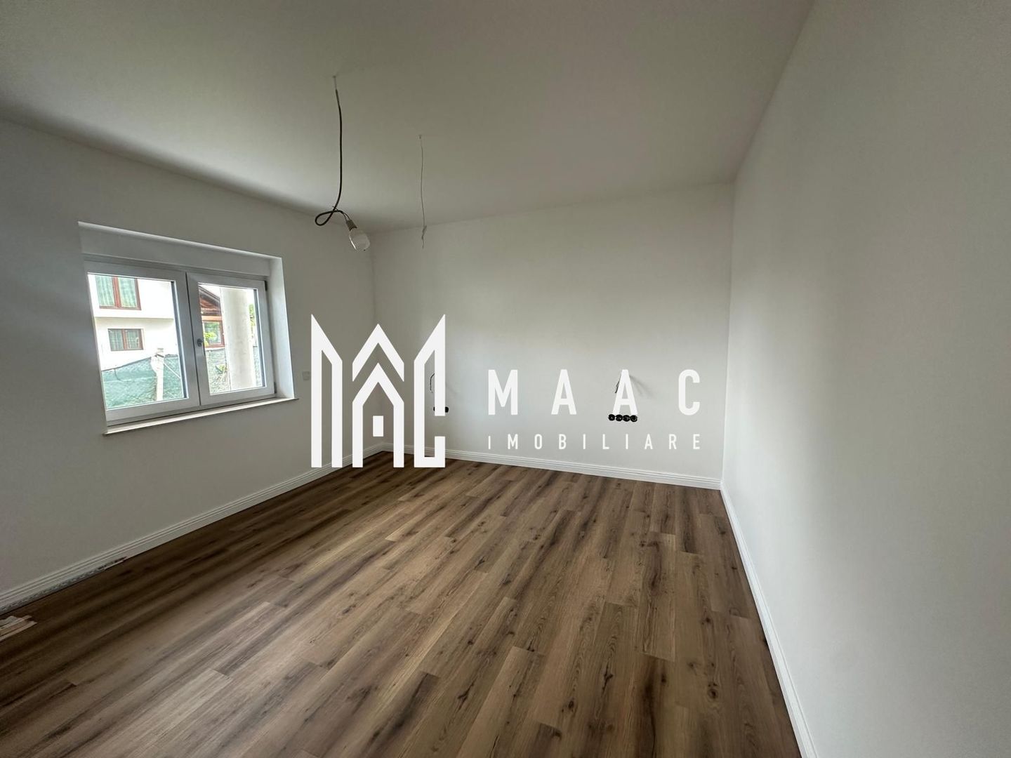 Casa moderna | 5 Camere | 245 MPU | Cisnadie - Poză 1
