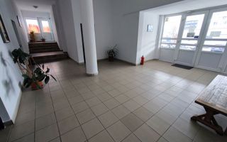FALEZA NORD cladire multifunctionala 4600 mp cu acces din Bdul Mamaia! - Poză 13