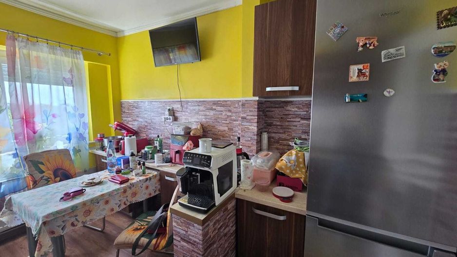BRASADAS vinde ap 4 cam etaj 8 Centru Nou. - Poză 4