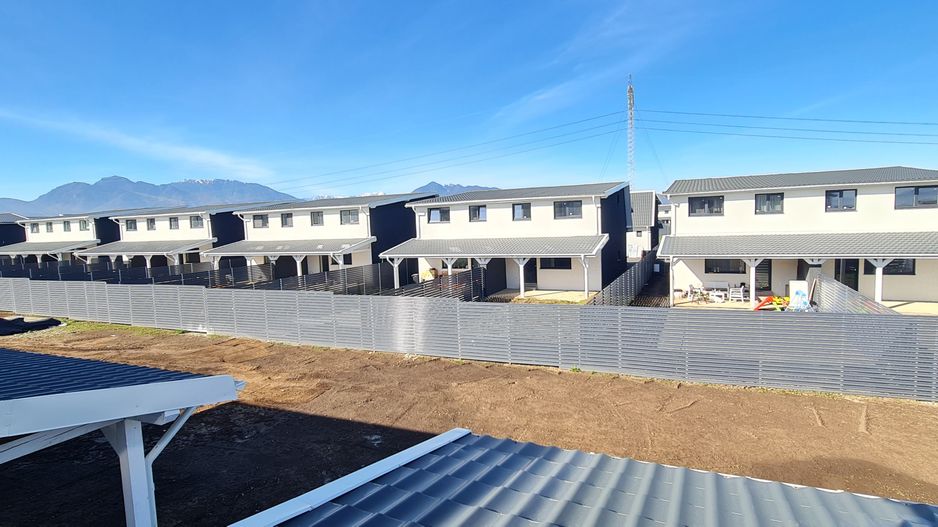 Casa finalizata intabulata in Cartier Izvor Tarlungeni Brasov - Poză 9