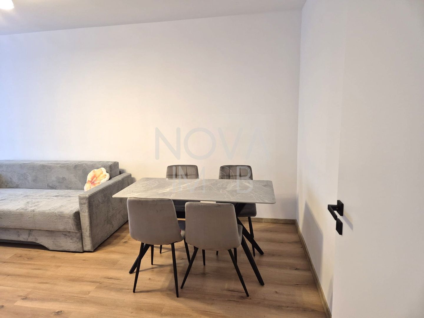 Apartament 3 camere, prima inchiriere - Strand - Poză 3