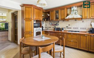 Vilă cu 6 camere - Zona Subcetate - Arad - Poză 12