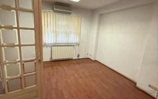 Charming 1930 villa in Cotroceni — original period details, quiet garden, excell - Poză 12