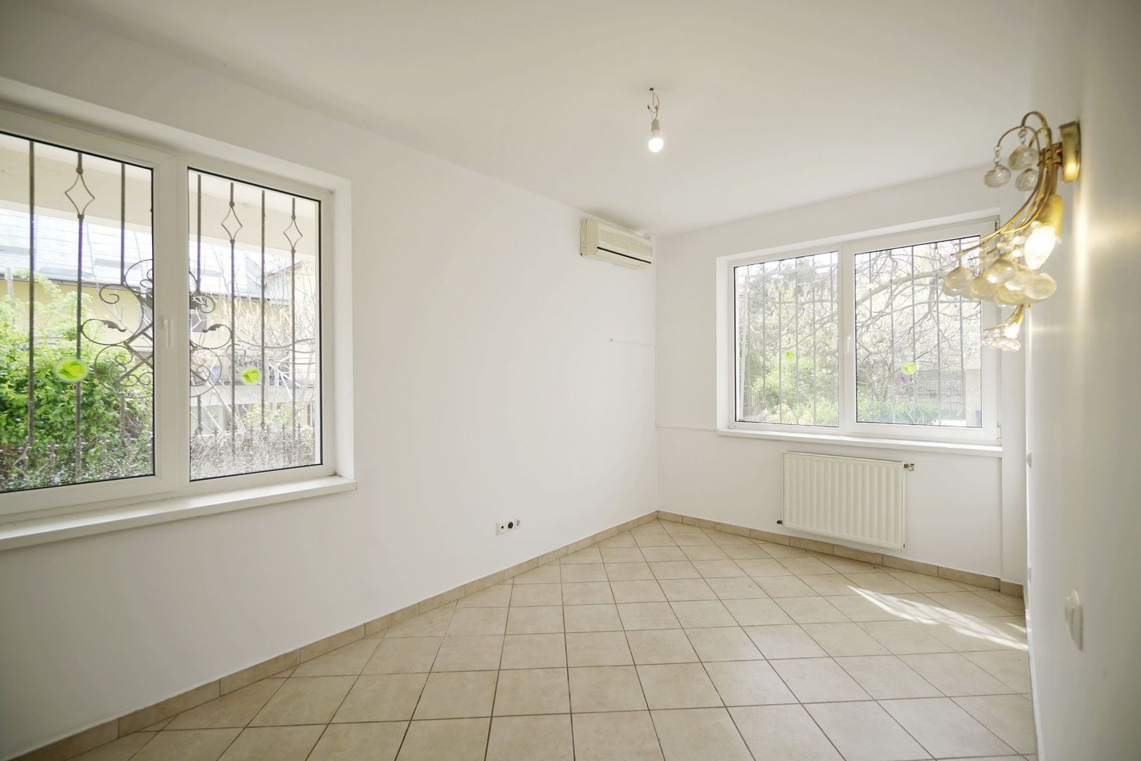 Vila Voluntari, stradal - Poză 22