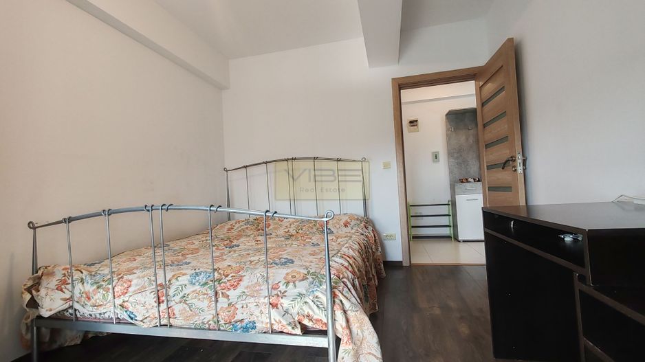 Copou - Sadoveanu - Apartament Decomandat + Parcare! - Poză 12