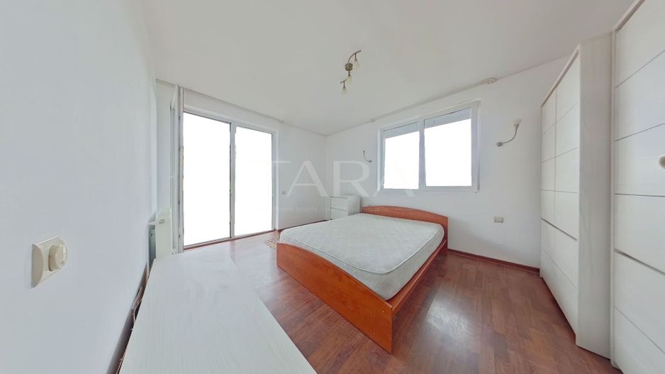 De vânzare apartament 2 camere cu terasă mare! - Poză 3