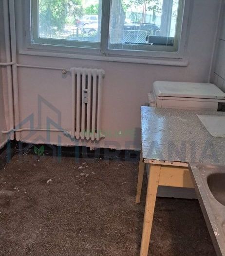Apartament cu 2 camere de vânzare în Tătărași, lângă Pța Chirilă - Poză 3