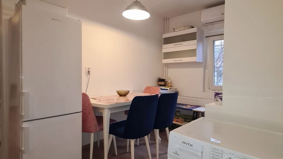 Vanzare Garsoniera lângă Mall Vitan, Bloc de 4 etaje, 41 mp, Ideală Investiție - Poză 3