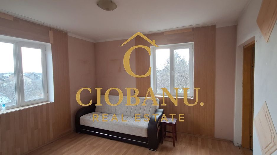 Apartament 3 camere de vanzare in comuna Carcea - Poză 1